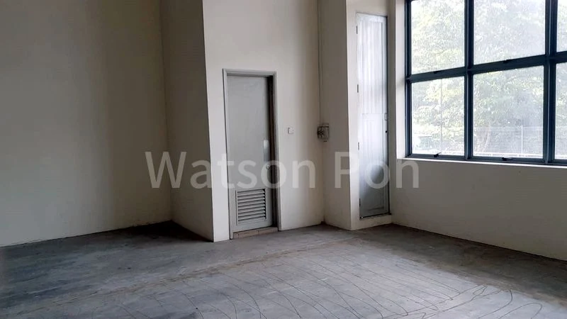 Light Industrial (B1) for Rent in  TG Building - Image 4