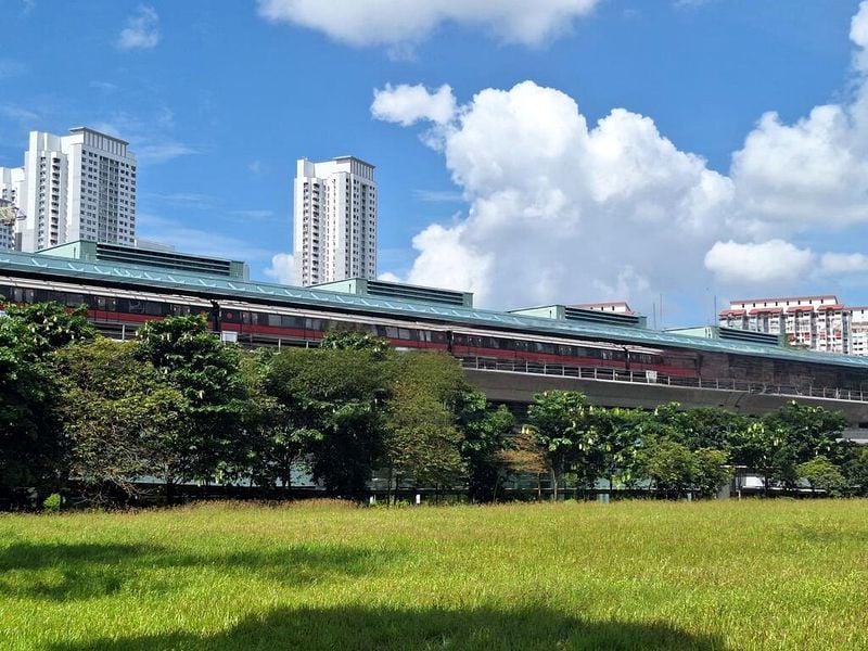 5 Bed Terraced House (Landed) for Sale in  McMahon Park - Image 4