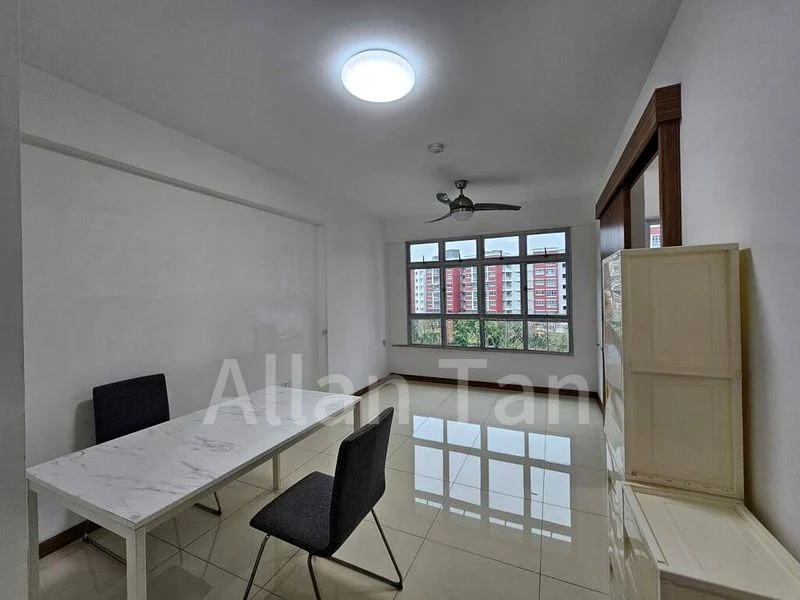 2 Room (2A) HDB for Rent in  439A Bukit Batok West Avenue 8 - Image 5