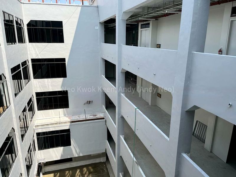 Light Industrial (B1) for Rent: Grantral Mall, Macpherson - Image 4