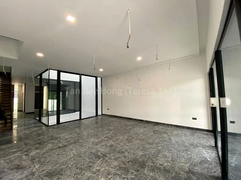 4 Bed Terraced House (Landed) for Sale in  Mount Rosie Villas - Image 7