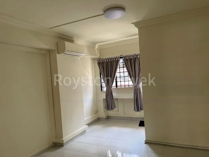 5 Room (5I) HDB for Rent in  316 Tampines Street 33 - Image 19