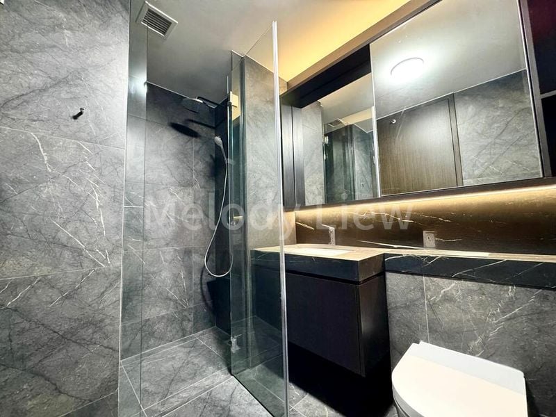 3 Bed Condo for Rent in  Hyll on Holland - Image 12