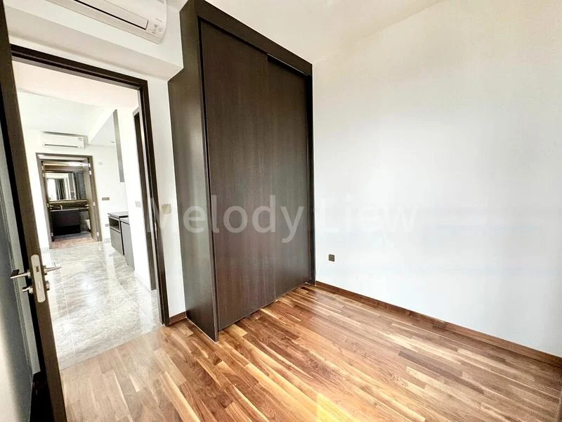 3 Bed Condo for Rent in  Hyll on Holland - Image 6