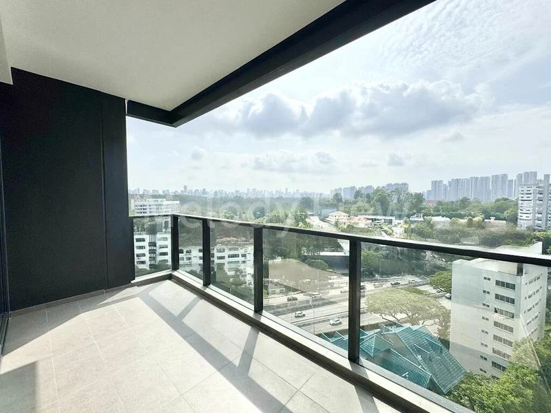 3 Bed Condo for Rent in  Hyll on Holland - Image 9