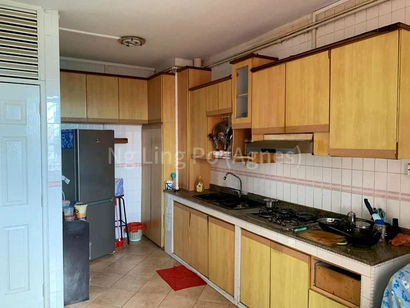 4 Room (4A) HDB for Rent in  896 Tampines Street 81 - Image 8