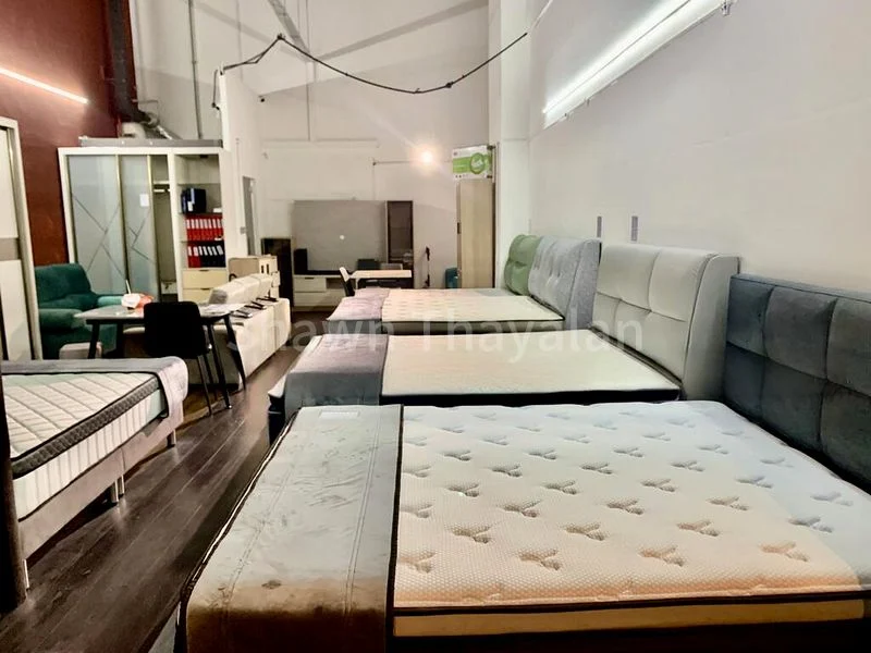 Light Industrial (B1) for Rent: Oxley BizHub 2 - Image 2