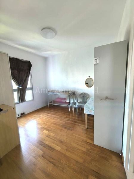 Premium HDB for Sale in  32 Margaret Drive - Image 2