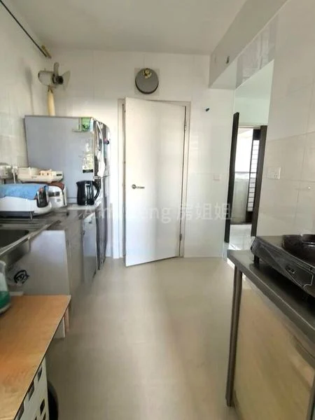 Premium HDB for Sale in  32 Margaret Drive - Image 3
