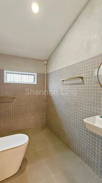 Shop / Shophouse for Rent: Super Affordable! 2nd Storey & Attic Space on Desker Rd - Image 7