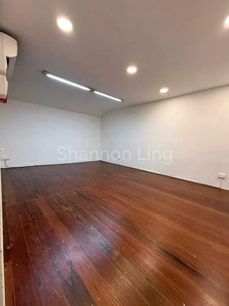 Shop / Shophouse for Rent: Super Affordable! 2nd Storey & Attic Space on Desker Rd - Image 10