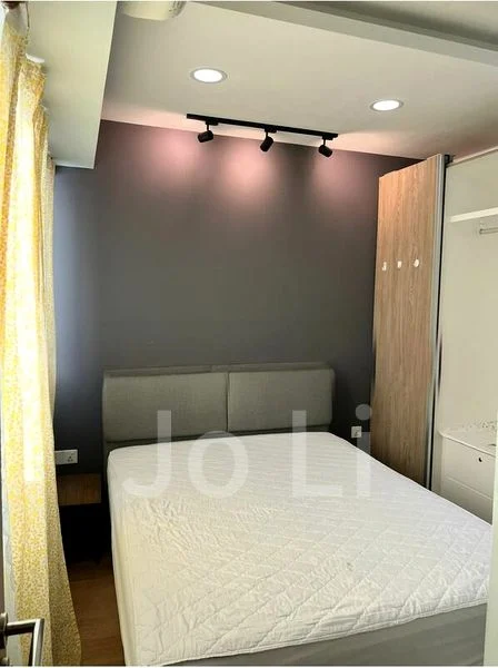 2 Bed Condo for Rent in Kingsford Waterbay - Image 1