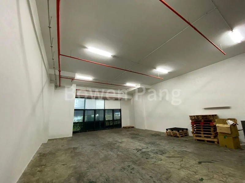 Light Industrial (B1) for Rent: Woodlands Horizon - Image 3