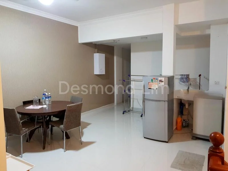 Room (Landed) for Rent in  Opera Estate - Image 2