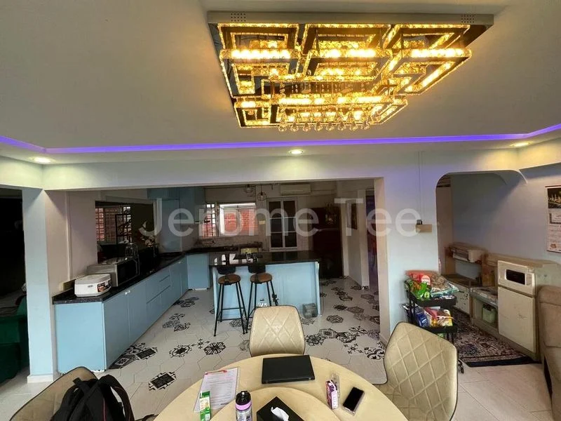 Executive HDB for Sale in  302 Woodlands Street 31 - Image 5