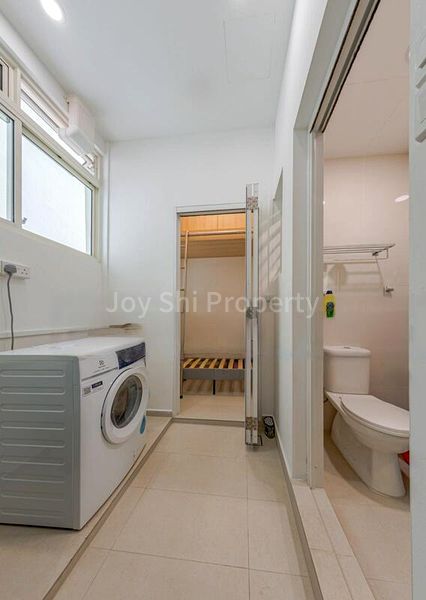 3 Bed Condo for Sale in  Parbury Avenue - Image 2