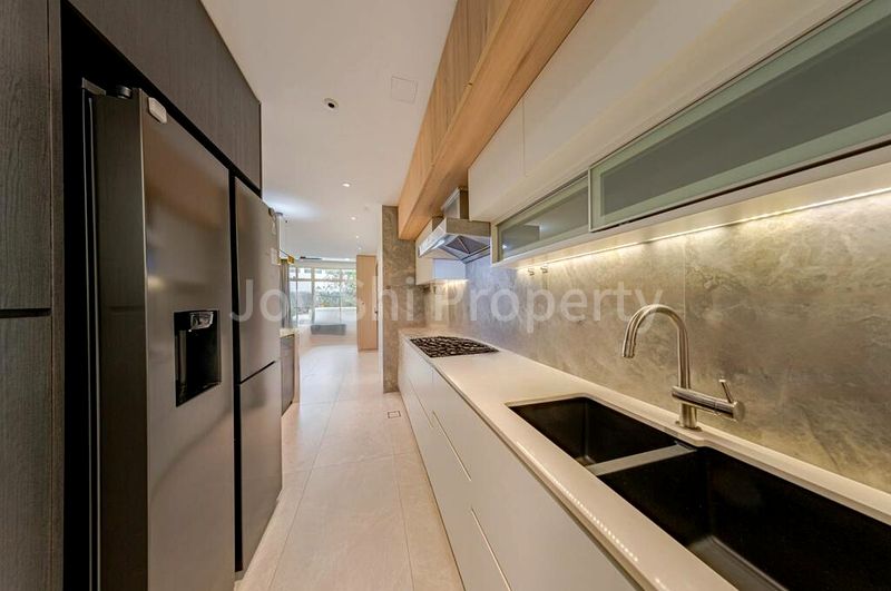 3 Bed Condo for Sale in  Parbury Avenue - Image 3
