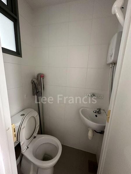 Common Room (Condo) for Rent in  Double Bay Residences - Image 4