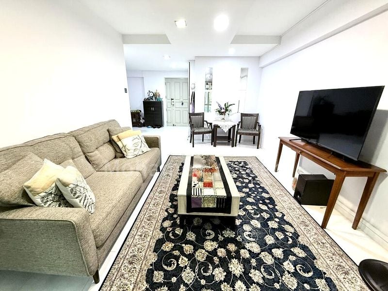 5 Room (5I) HDB for Sale in  176B Edgefield Plains - Image 2