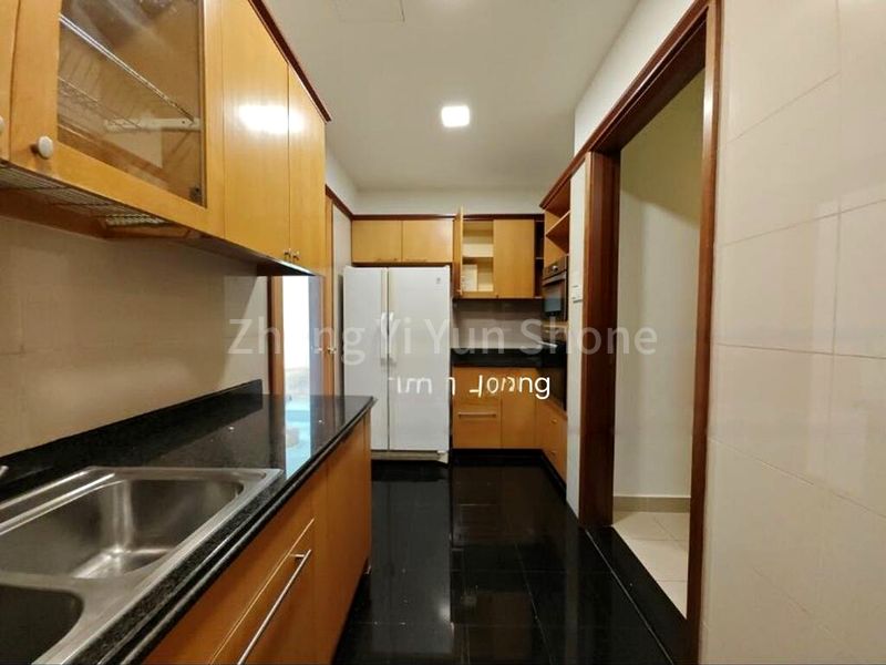 3 Bed Condo for Rent in  Orchard Scotts - Image 11