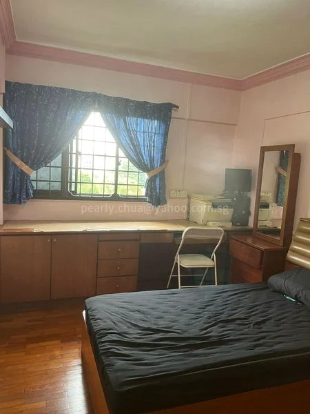 Common Room (HDB) for Rent in  204 Ang Mo Kio Avenue 3 - Image 1