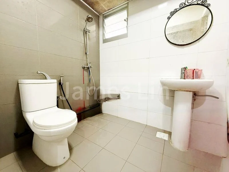 4 Room (4A) HDB for Sale in  356B Anchorvale Lane - Image 5