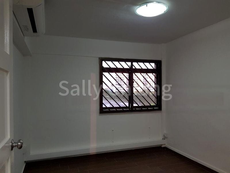 3 Room (3I) HDB for Rent in  64 Marine Drive - Image 5