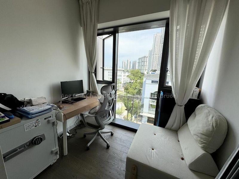 5 Bed Apartment (Condo) for Sale in  Margaret Ville - Image 4