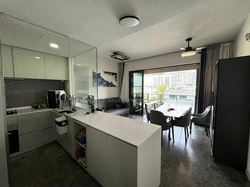 5 Bed Apartment (Condo) for Sale in  Margaret Ville - Image 1