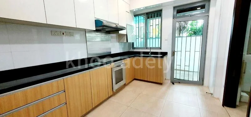 6 Bed Semi-Detached House (Landed) for Sale in  Bo Seng Avenue - Image 14