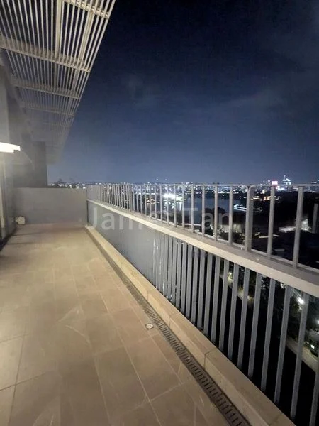 5 Bed Condo for Rent in  The Lakefront Residences - Image 11