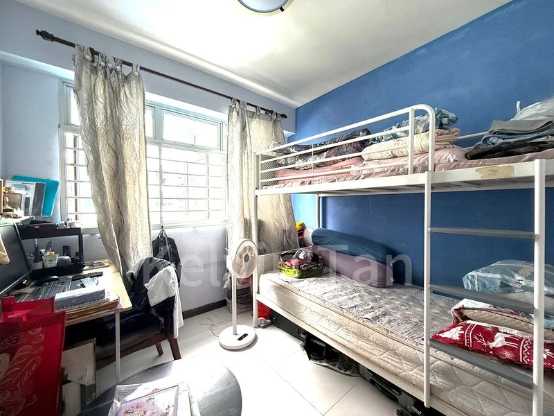 3 Room (3A) HDB for Sale in  459 Yishun Avenue 11 - Image 1