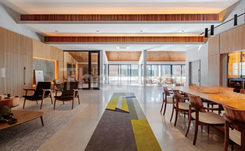 10 Bed Bungalow (Landed) for Sale in  Clementi Park - Image 1