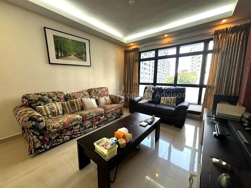 5 Room (5I) HDB for Sale in 653B Jurong West Street 61 - Image 3
