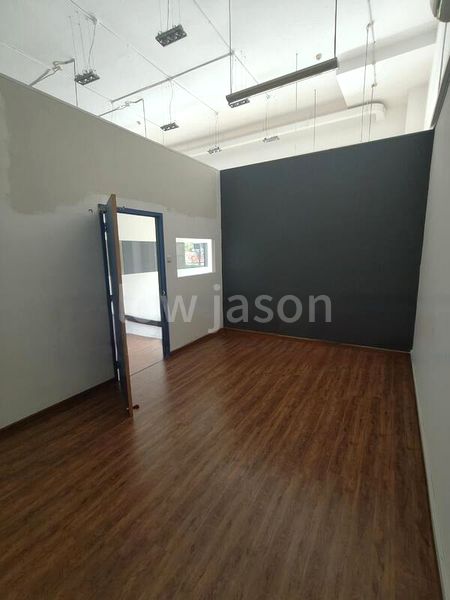 Light Industrial (B1) for Sale: Redhill Forum - Image 3