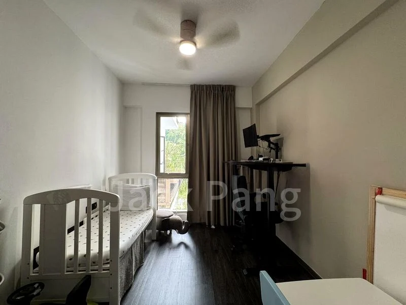 2 Bed Apartment (Condo) for Sale in  Parkview Apartments - Image 4