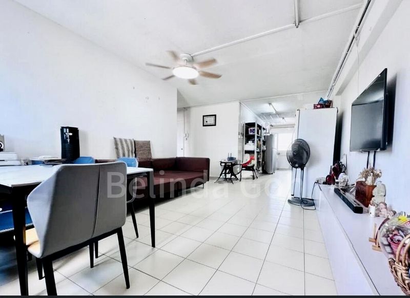 4 Room (4A) HDB for Sale in 362 Yishun Ring Road - Image 2