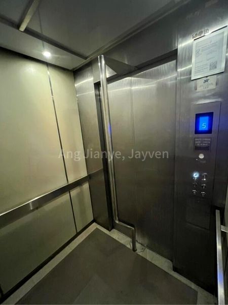 Light Industrial (B1) for Rent: Cititech Industrial Building - Image 3