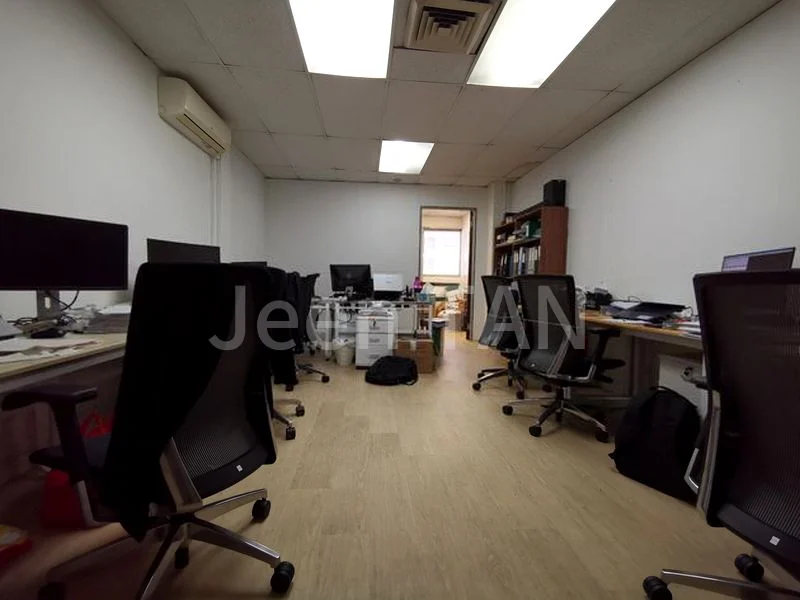 Office for Rent: People's Park Centre - Image 1