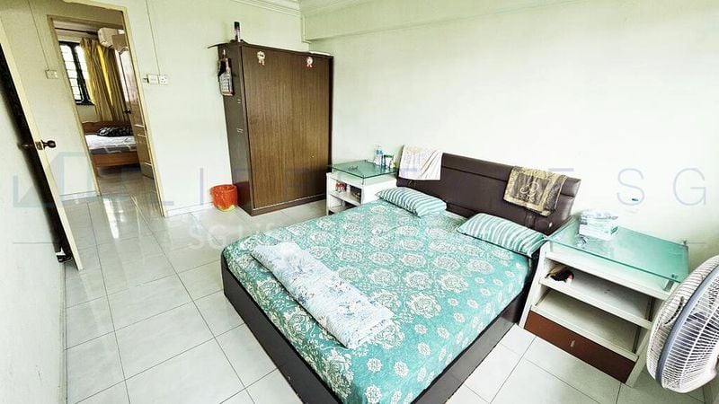 5 Room (5STD) HDB for Rent in  161 Yishun Street 11 - Image 12