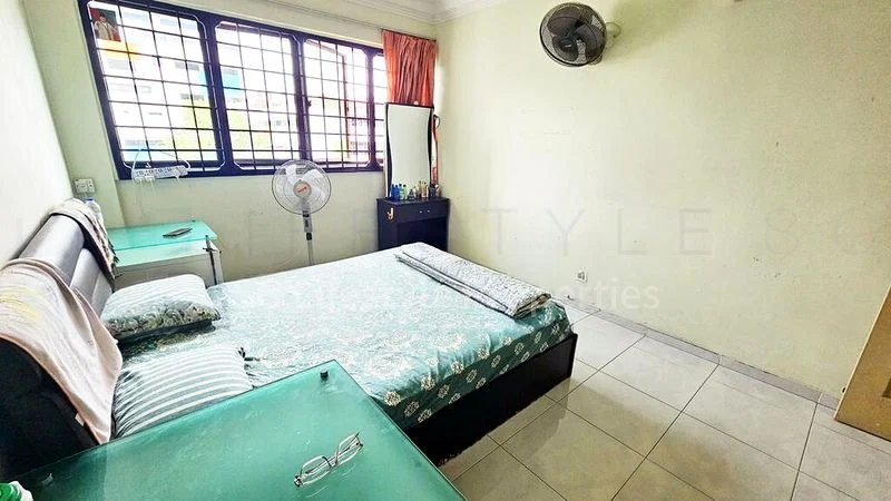 5 Room (5STD) HDB for Rent in  161 Yishun Street 11 - Image 11