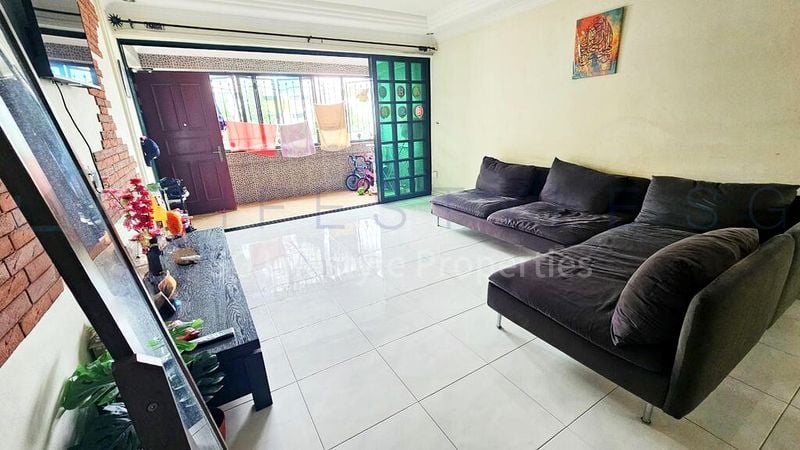 5 Room (5STD) HDB for Rent in  161 Yishun Street 11 - Image 1
