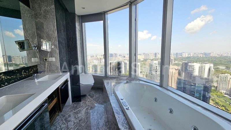 4 Bed Condo for Rent in  The Orchard Residences - Image 4