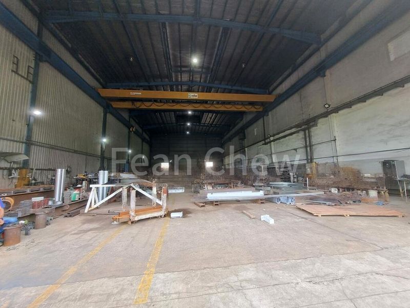 Factory / Workshop (B2) for Rent: Workshop in Jurong/Tuas with Overhead Crane for Lease - Image 3