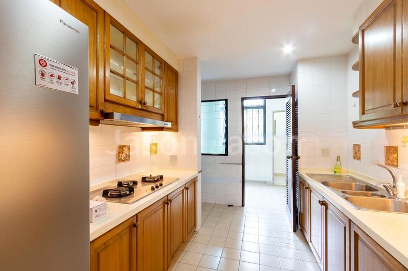 4 Bed Condo for Rent in  The Anchorage - Image 7