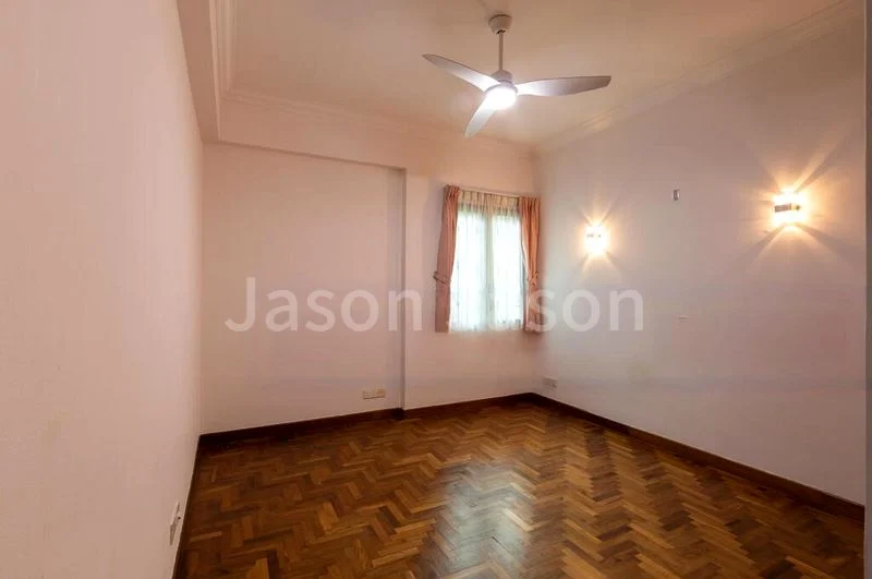 4 Bed Condo for Rent in  The Anchorage - Image 3