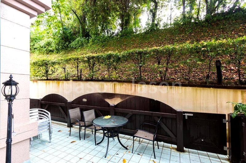 4 Bed Condo for Rent in  The Anchorage - Image 10