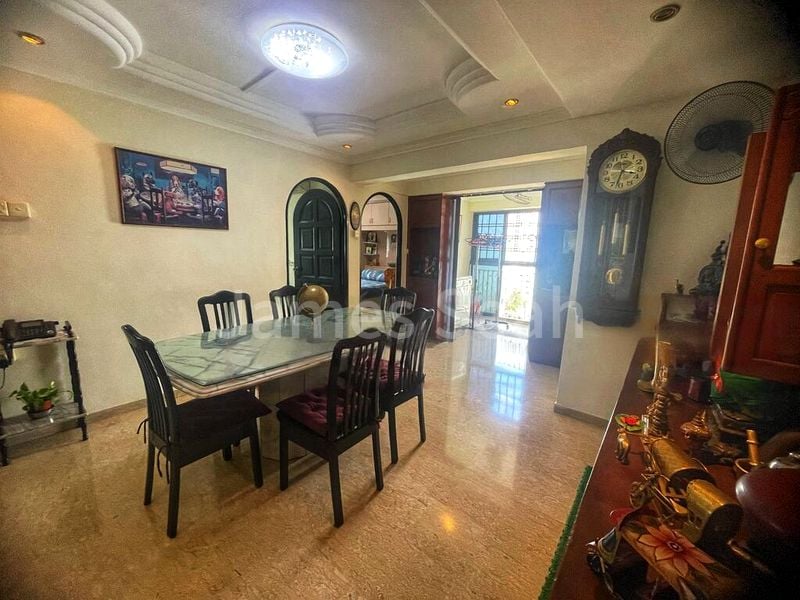 5 Room (5A) HDB for Sale in  220 Jurong East Street 21 - Image 5