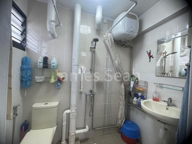 5 Room (5A) HDB for Sale in  220 Jurong East Street 21 - Image 11