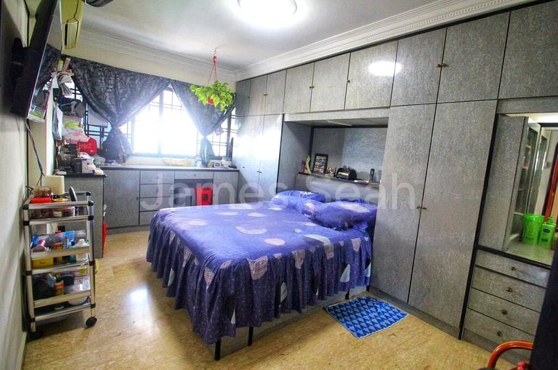 5 Room (5A) HDB for Sale in  220 Jurong East Street 21 - Image 9